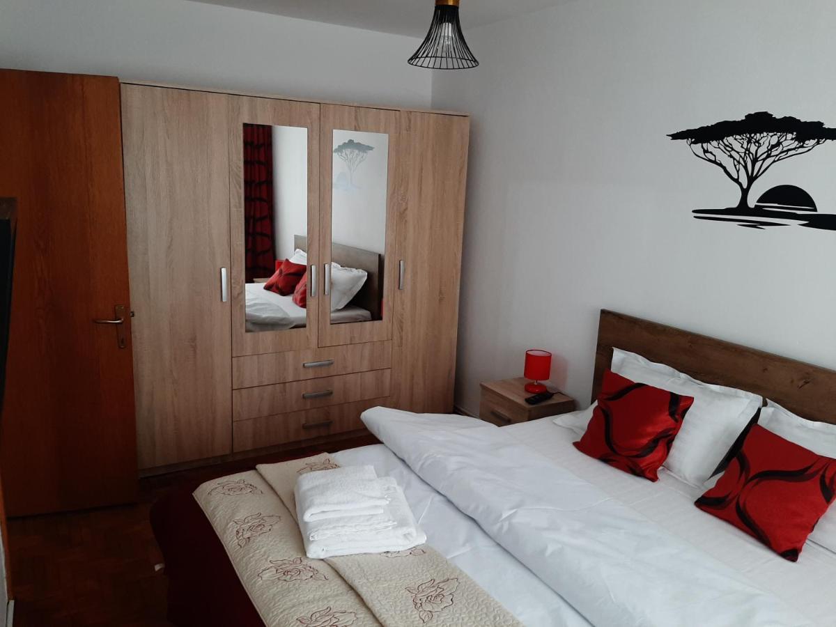 Ultracentral,Parcul Catedralei,apartament 2 camere Bacău Exterior foto
